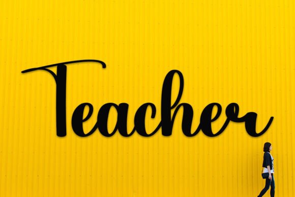 Backpack Font - Preview 1