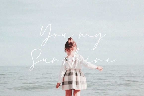 Senatheca Font PNG with transparent background - Preview 1