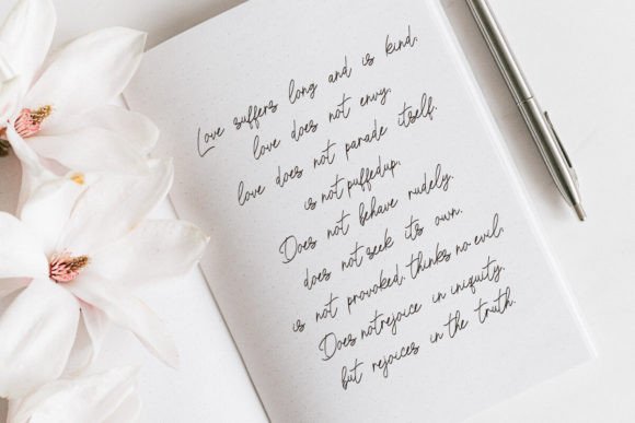Heart of Saint George Font - Preview 3