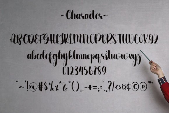 House Vintage Font - Preview 6