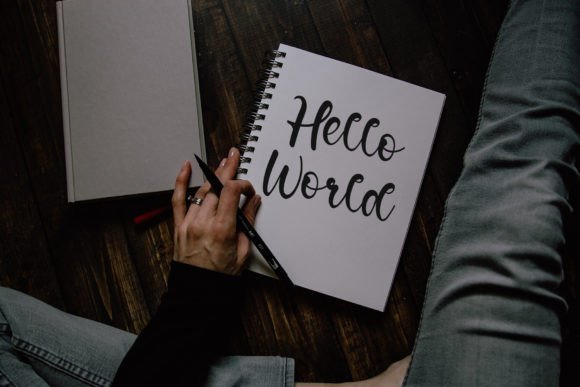 Bustling Font - Preview 1