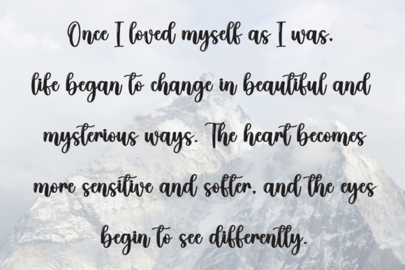 Bauble Font - Preview 5