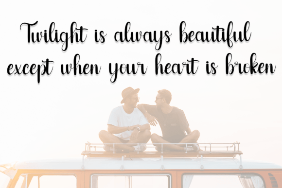 Butterfly Font - Preview 4
