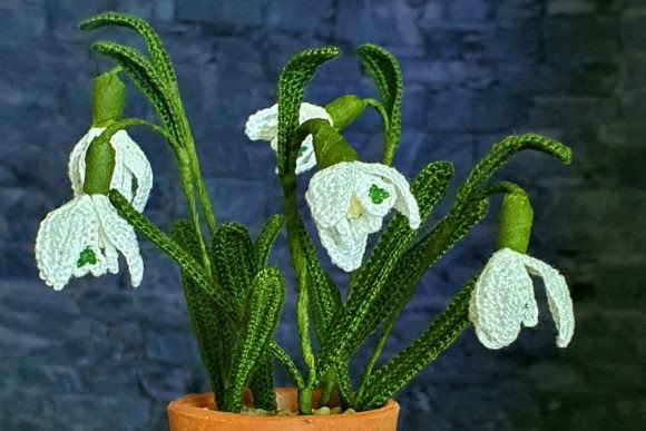 Snow Drops Crochet Pattern, Realistic