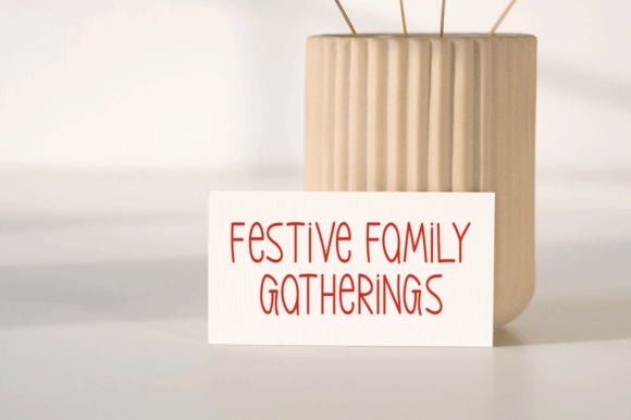 Gleaming Christmas Font - Preview 1