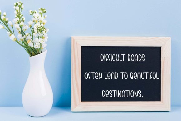 Cloudy Vintage Font - Preview 2