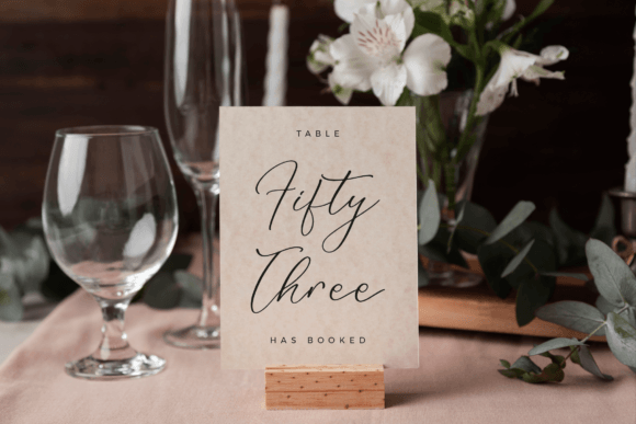 Marffiola Vonegliph Font PNG with transparent background - Preview 1