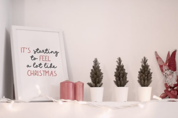 Diamond Dreams Font - Preview 4