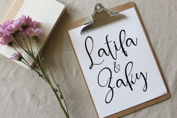 Gathering Font - Preview 1