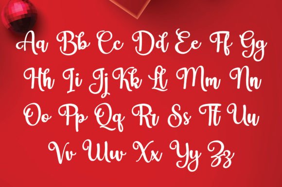 Christmas Holly Font - Preview 4
