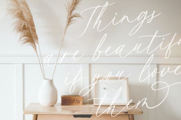 Adore Stacy Font - Preview 3