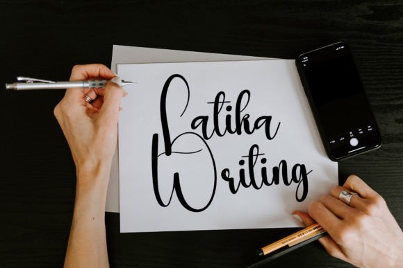 Autography Font - Preview 2