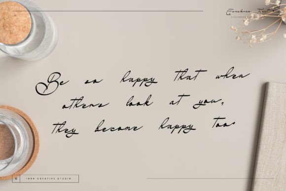 Esmelora Font - Preview 2