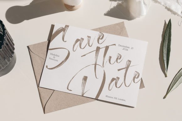 Marthine Diamond Font PNG with transparent background - Preview 2