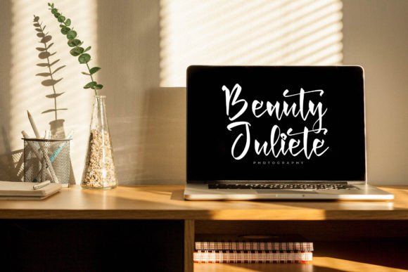 Mistyca Ambrella Font PNG with transparent background - Preview 6