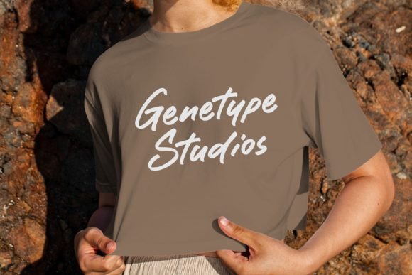 Hazelnut Spread Font - Preview 1