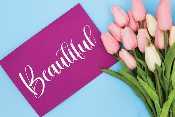 Earrings Font - Preview 4