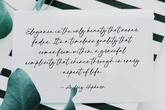 Enthralling Font - Preview 3