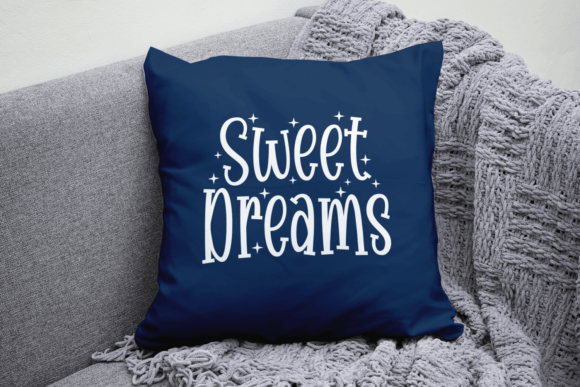 Beautiful Moonlight Font - Preview 3