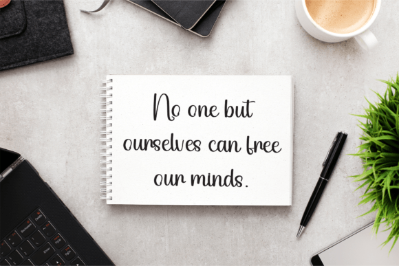 Butterly Font - Preview 2