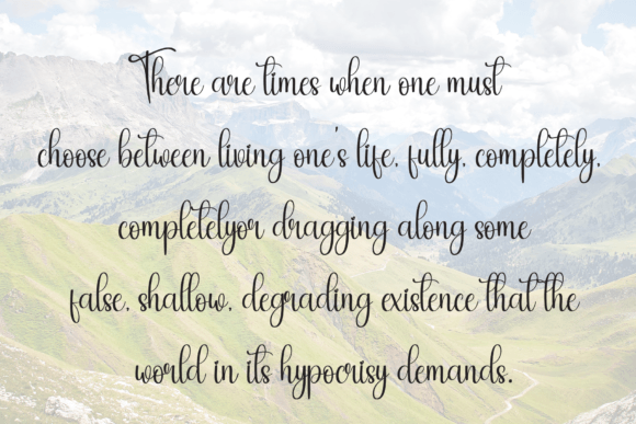 Black Diamond Font - Preview 5