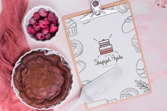 Birthday Present Font - Preview 2