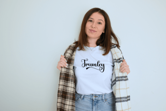 Family Font - Preview 3