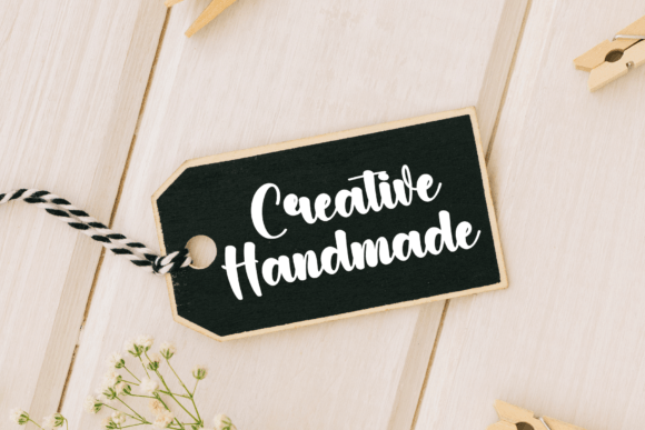 Simple Quirky Font font preview - 4