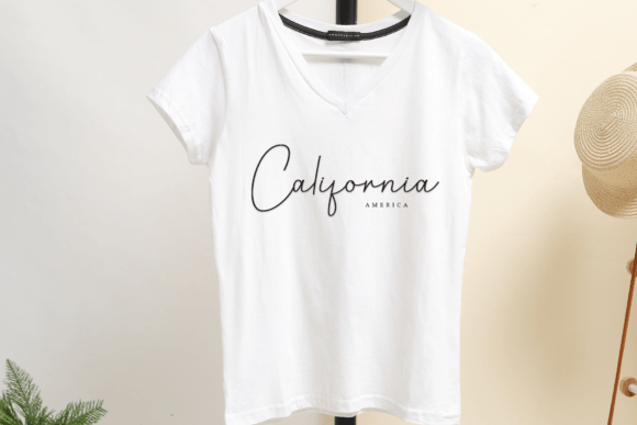 Carmila Signature Font - Preview 3