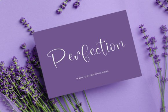 Kavender Aquilegia Font PNG with transparent background - Preview 1