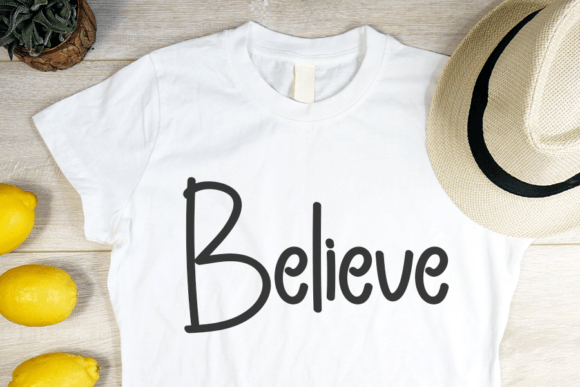 Beach Summer Font - Preview 2