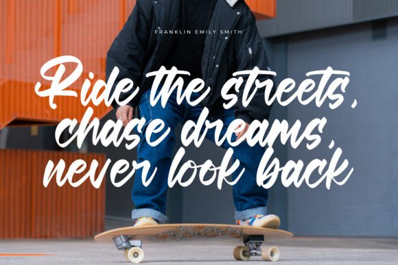 Purplest Stonelly Font PNG with transparent background - Preview 5