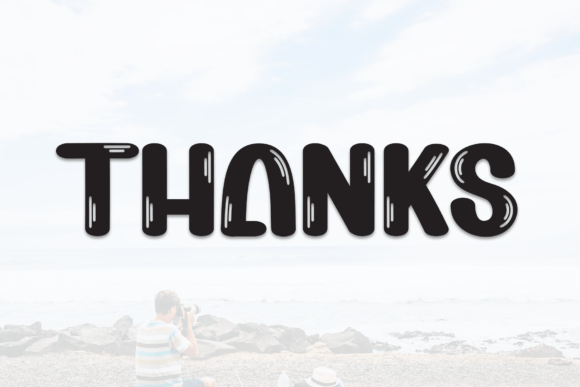 Beach Moment Font - Preview 6