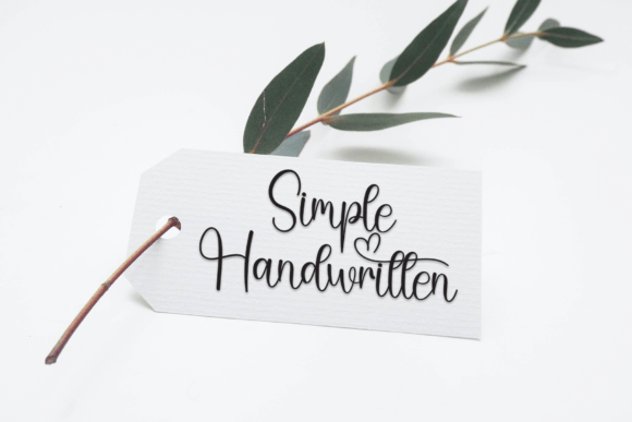 Butterfly Font - Preview 4