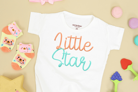 Beach Summer Font - Preview 1