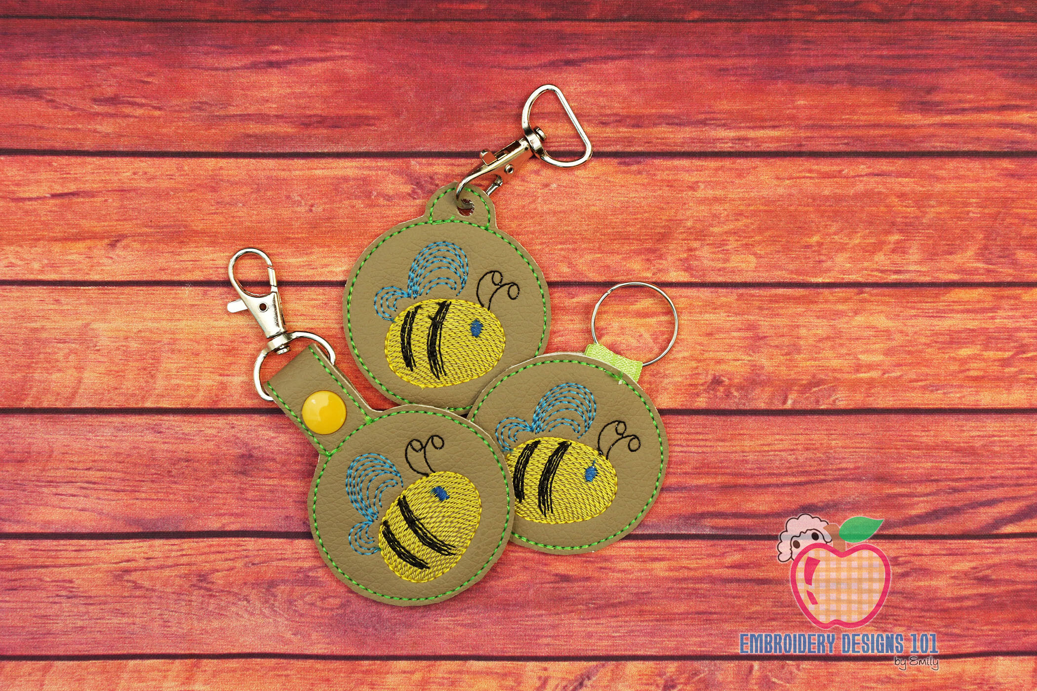 Honey Bee Keyfob Keychain ITH