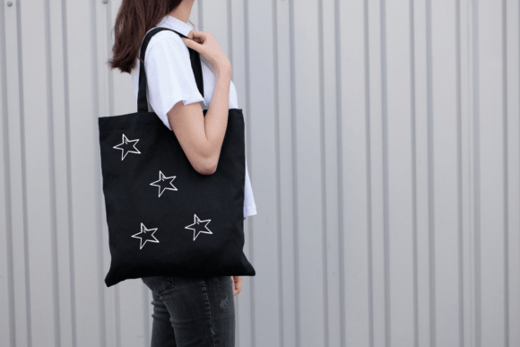 Black to School Font - Preview 5