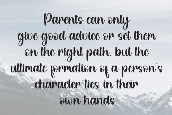 Daddy Monday Font - Preview 5