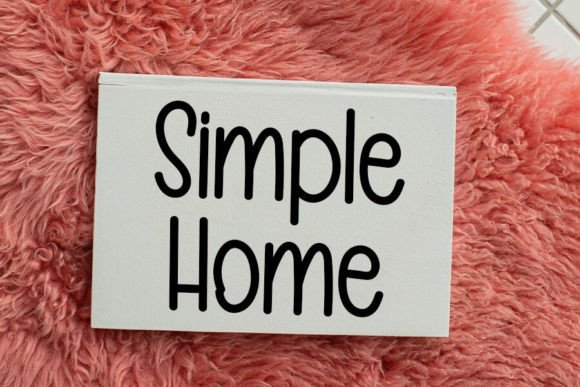 Family House Font - Preview 2