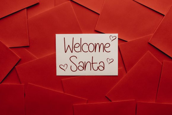 Happy Christmas Font - Preview 1