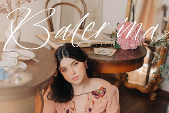 Barlinda Rainbow Font - Preview 1
