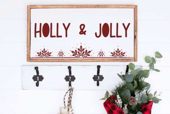 Holly and Jolly Font - Preview 5