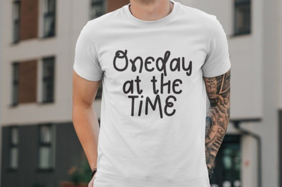 Cheery Hand Font Font - Preview 5