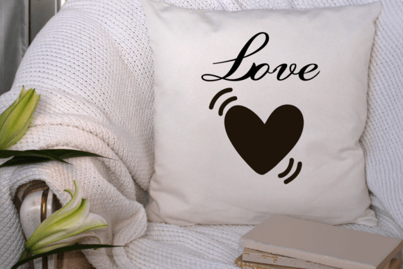 Hand Drawn Heart Font - Preview 5