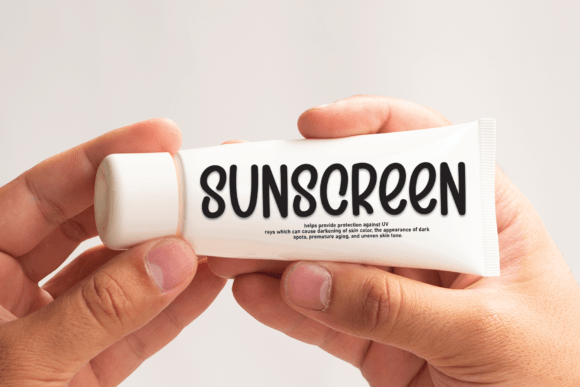 Creative Summer Font - Preview 1