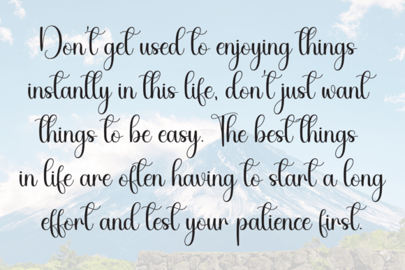 Butterfly Font - Preview 5