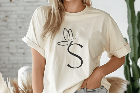 Butterfly Font - Preview 1