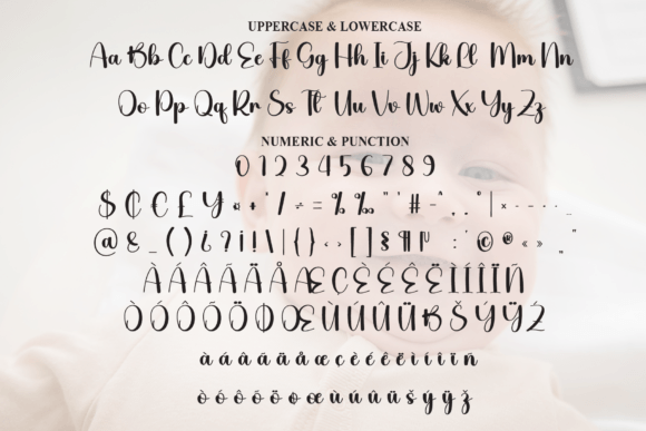 Chubby Font - Preview 6
