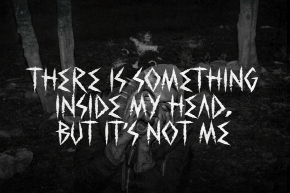 Despaired Font - Preview 4
