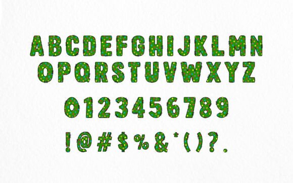 Christmas Cake Army Font - Preview 2